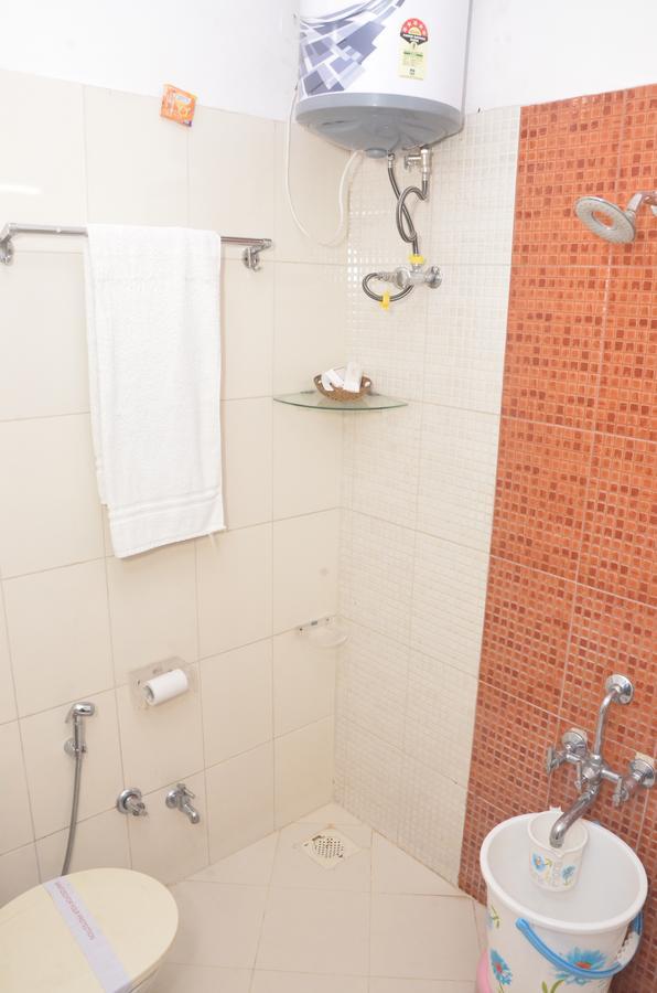 Hotel Royal Classic 바레일리 외부 사진