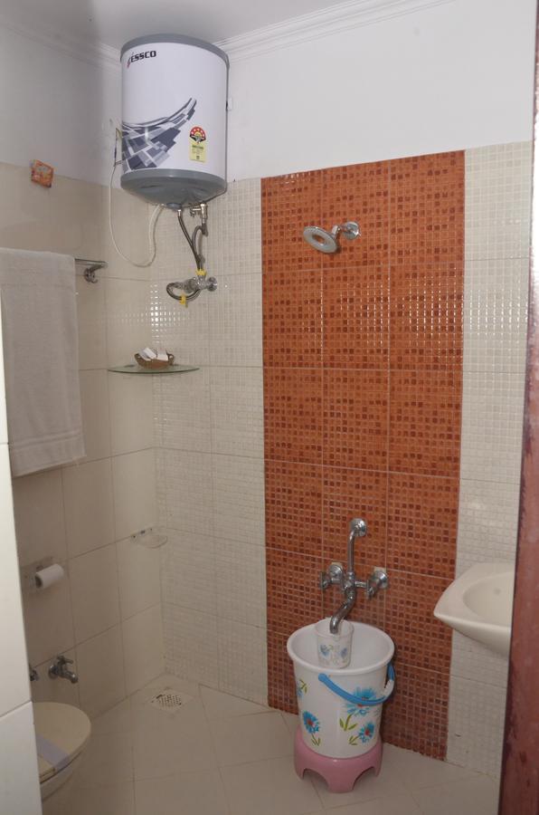 Hotel Royal Classic 바레일리 외부 사진